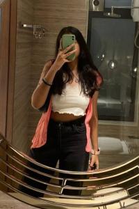 Beylikdüzü Escort Bayan Esinle Şehvet Dolu Bir Macera